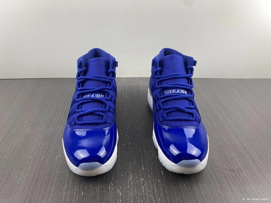 Jordan Blu AT7 Air Navy 11 Retro 0919